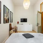 Stylish Apartment #2 In Krakow Old Town